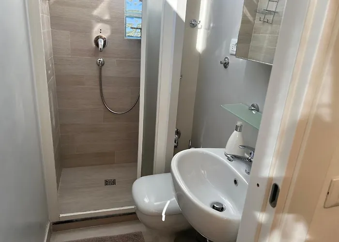 Sei Cipressi فندق مبيت وإفطار إمبرونيتا