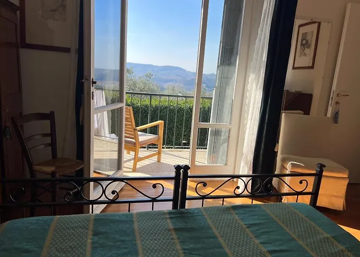 Sei Cipressi 3* إمبرونيتا