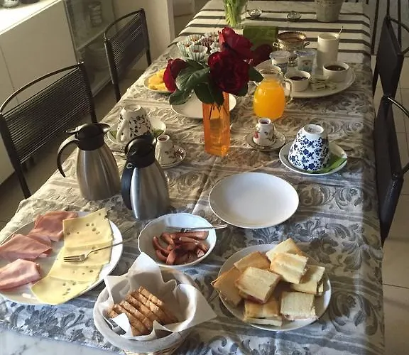 فندق مبيت وإفطار Sei Cipressi إمبرونيتا